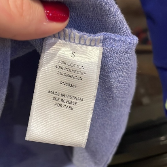 Moret Hoodie purple size small thumb holes - Picture 3 of 5